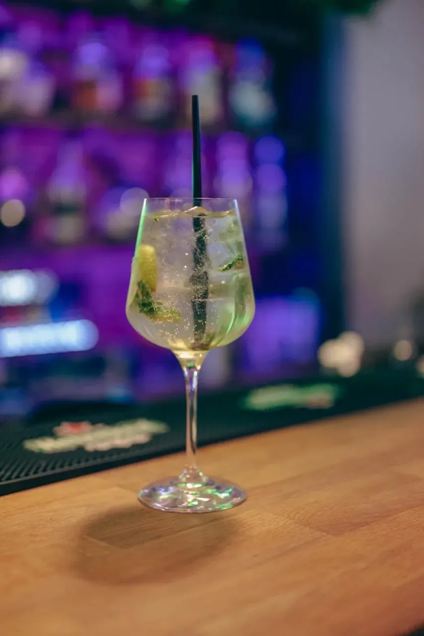 Old Town Gin Tonic in a balloon glass